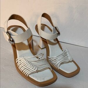 Aerosoles White Women's heeled Sandals size 8